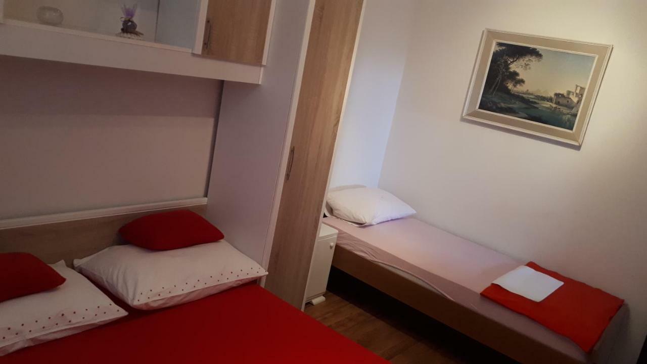 Luminaria Solis Vacation Home Рогозница Экстерьер фото